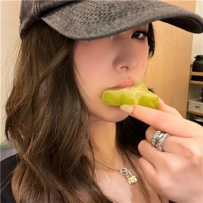 了不起的曹萱萱